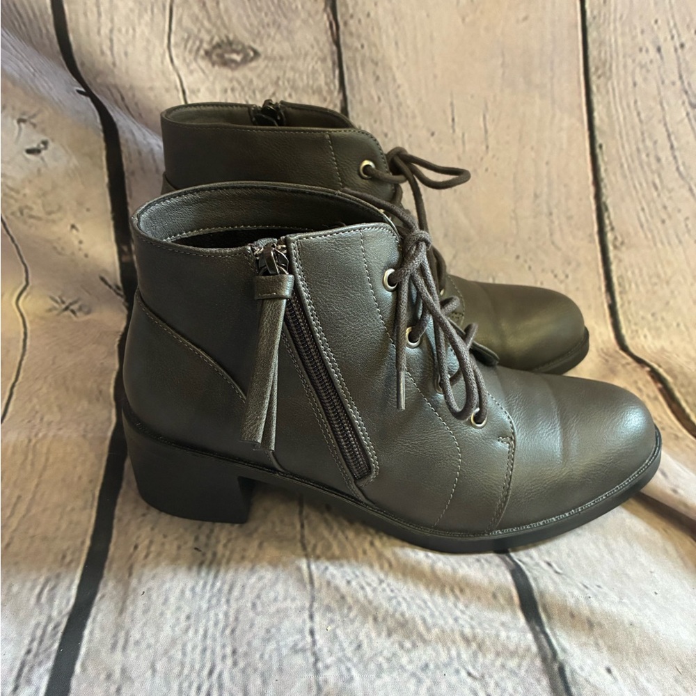 Easy Street Becker Lace Up Block Heel Ankle Booties Women's 6.5 M Gray‎ Slate